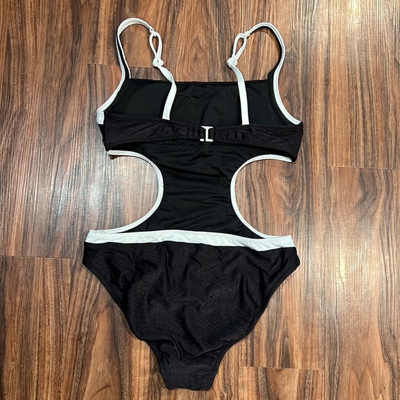 Sanctuary Snake Bite Monokini - Picture 9 of 16